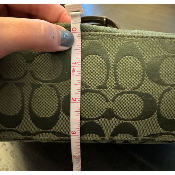 Coach F14693 Green Penelope Signature Tote - Picture 12 of 12